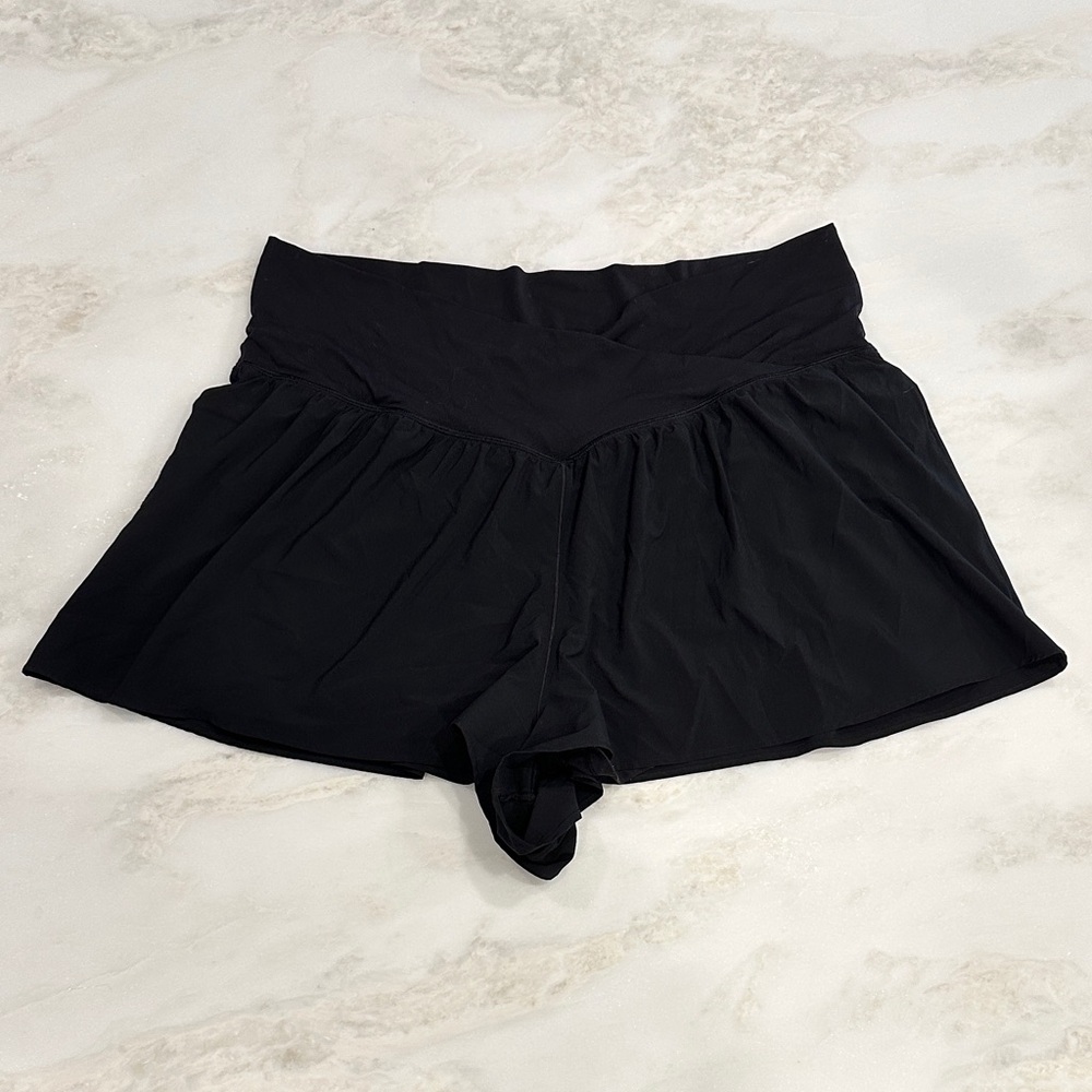 Aerie Black V Cut Flowy Shorts Size XXL